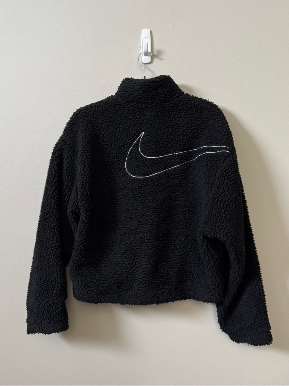 Nike Swoosh embroidered black Sherpa Teddy zip up Jacket - Picture 6 of 11